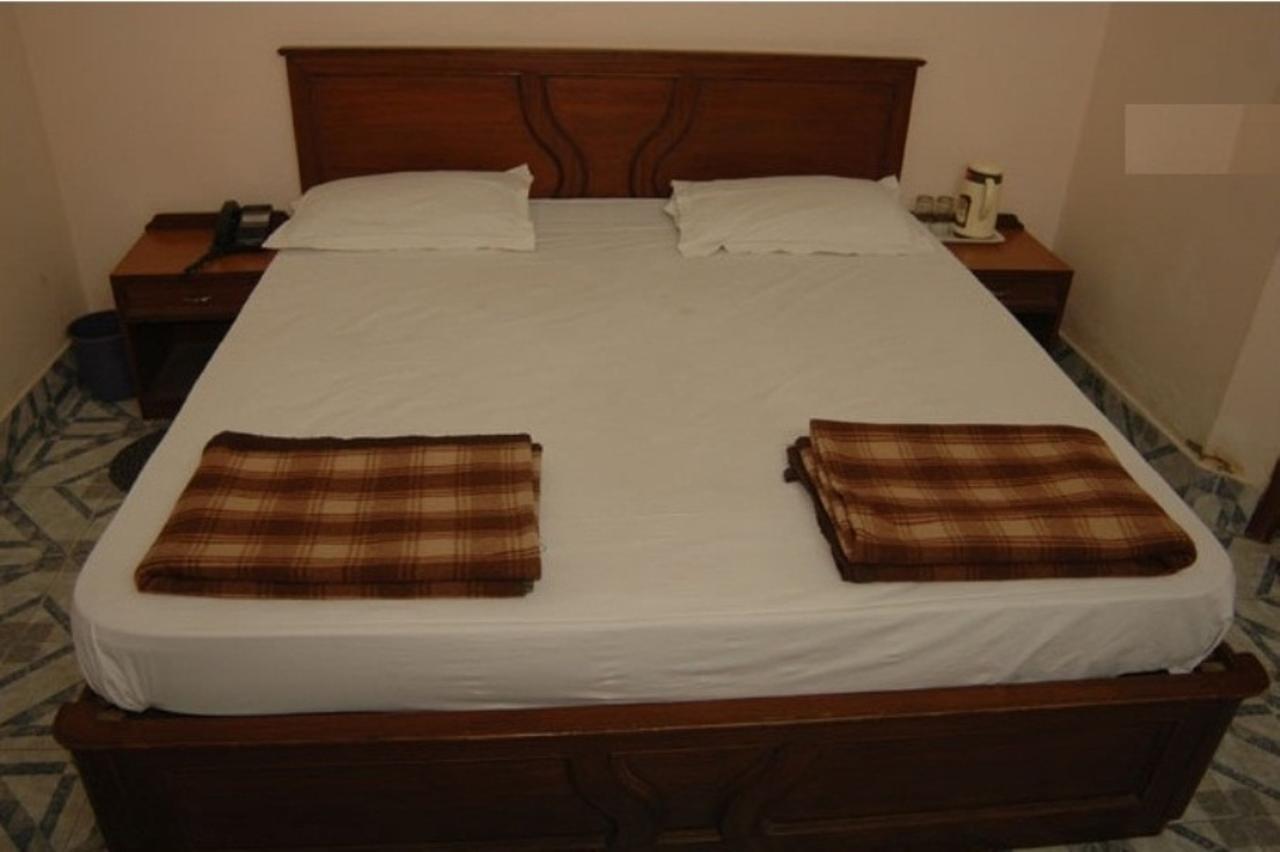 Hotel The Shubham Vrindavan Exterior photo